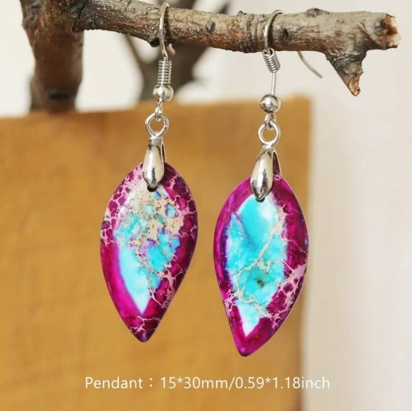 ✨New✨ Emperor Stone Leaf earrings - Picture 2 of 2